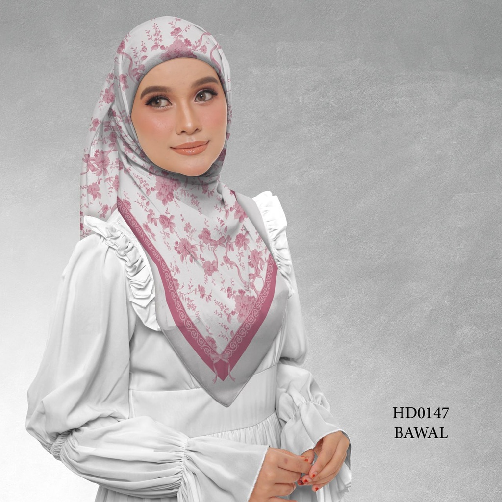 Tudung Bawal (Square Hijab) in HD0147